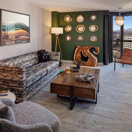 Whitney Peak Hotel Reno, Tapestry Collection By Hilton Luaran gambar