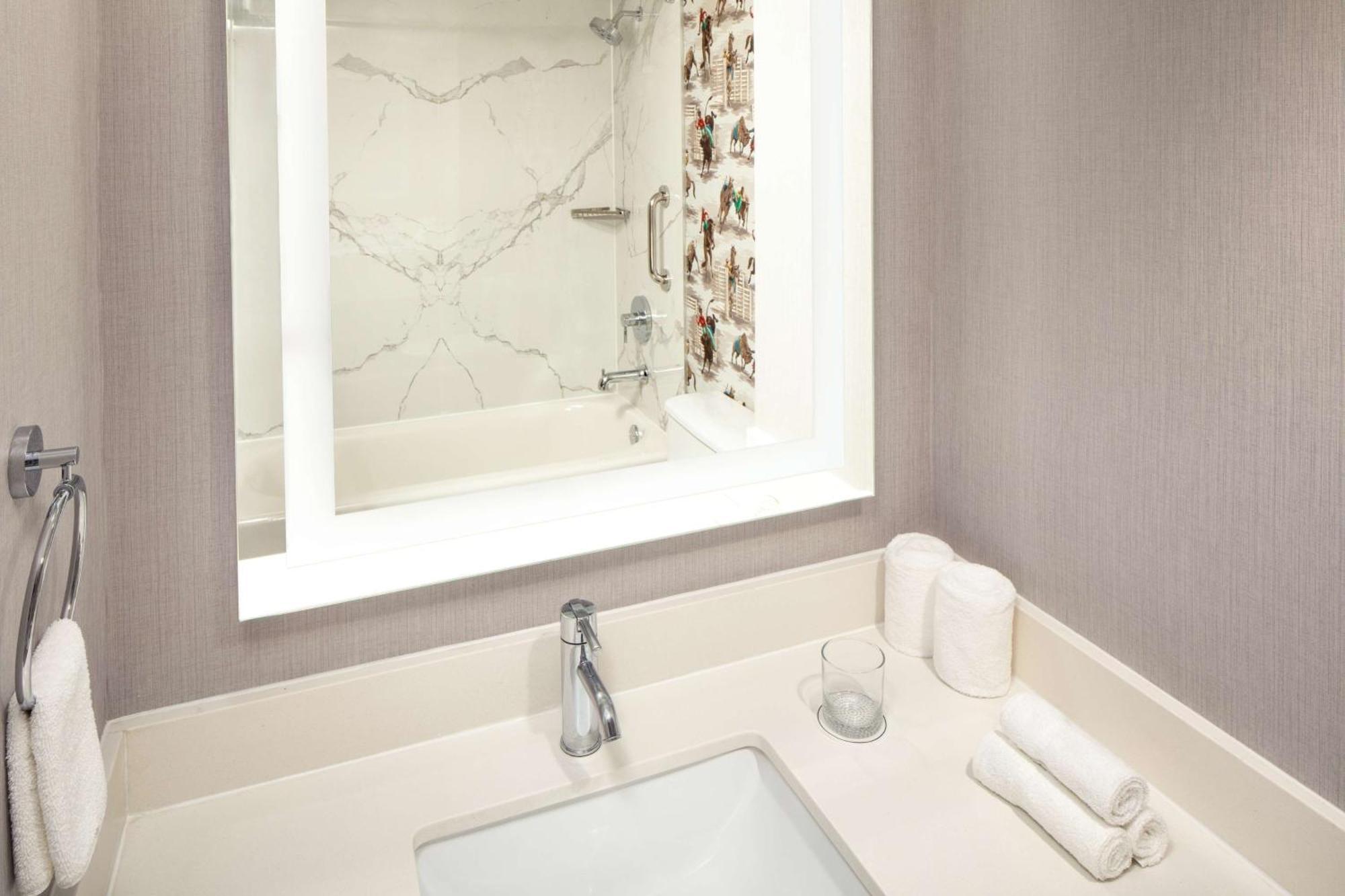 Whitney Peak Hotel Reno, Tapestry Collection By Hilton Luaran gambar